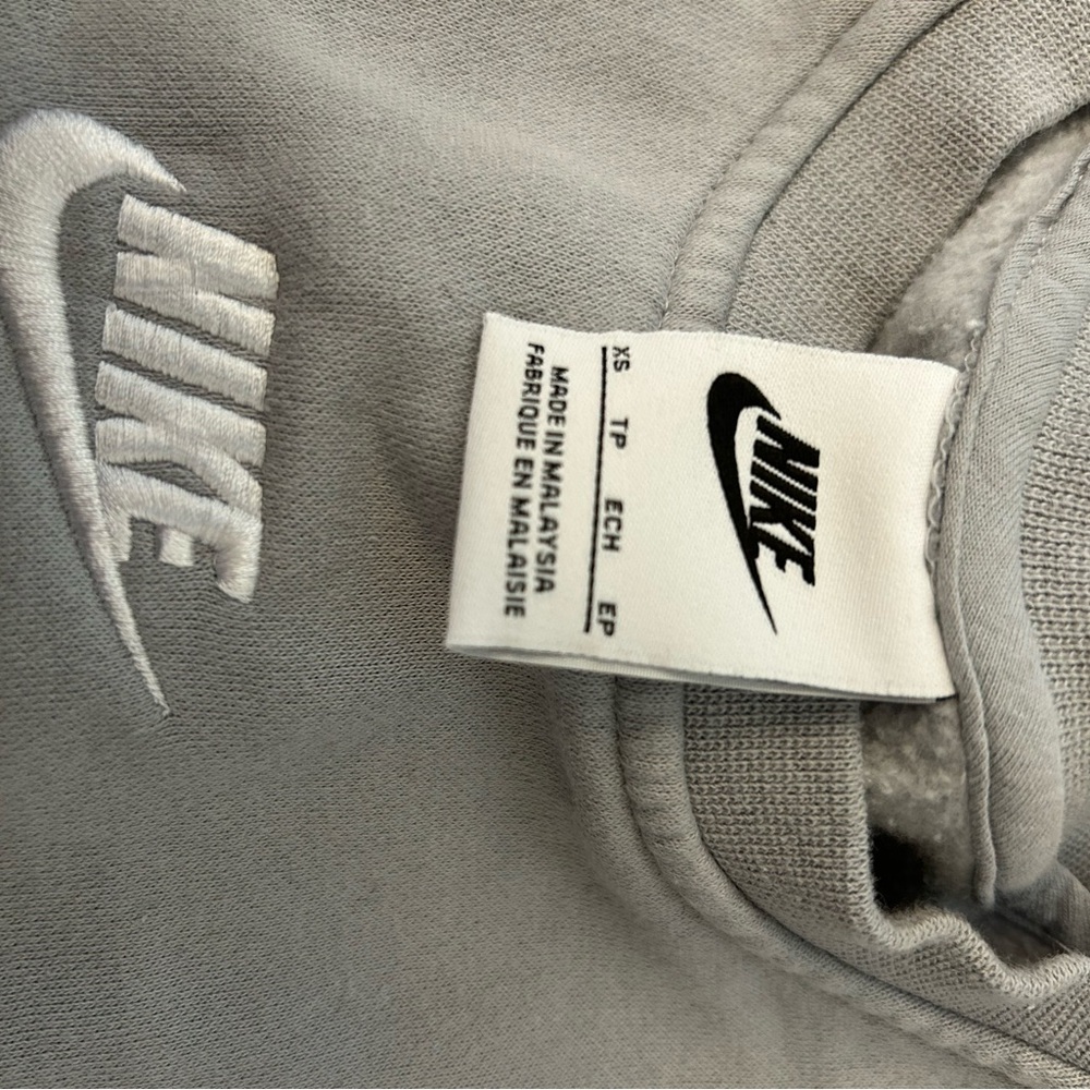 Nike Gray Sweatshirt with Logo